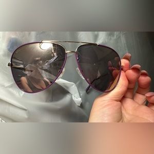 Salvatore Ferragamo sunglasses / unisex Color purple